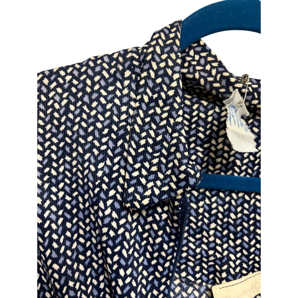 Vintage 1970s Shift Dress Blue Geometric Short Sleeve Pockets Mid-Length - Picture 6 of 7